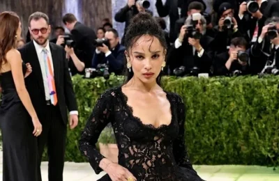 Zoe Kravitz rescrie regulile pentru mirese. Detaliul din rochia ei va fi copiat masiv in 2026