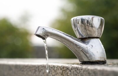 5 reguli simple care te feresc de toxiinfecție în vacanță
