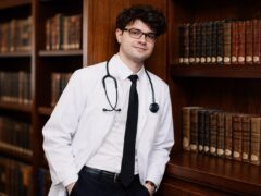 Călin George Vameșu a încheiat Medicina la UMF Iași cu media 10 și a devenit șef de promoție