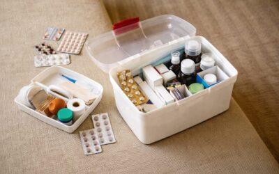 Ce trebuie să conțină trusa medicală de vacanță și de ce este recomandată o rezervă de medicamente pentru 3-7 zile