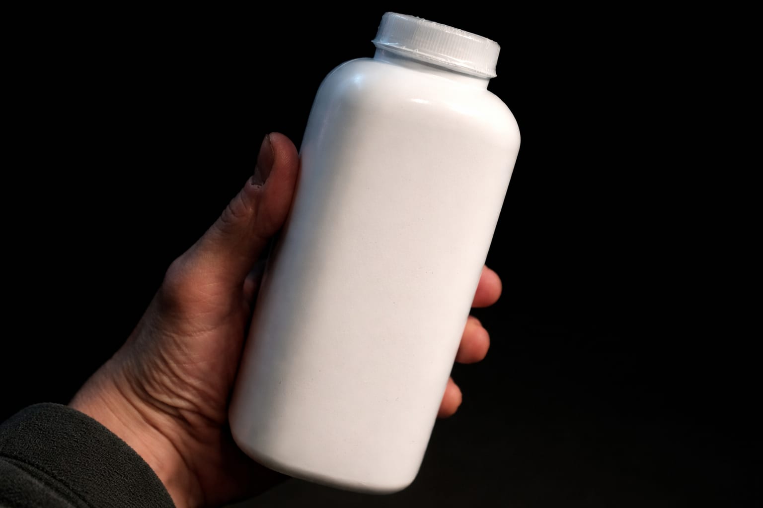 Johnson Johnson plătește 5,5 miliarde de dolari pentru aproape 69.000 de procese legate de pudra de talc