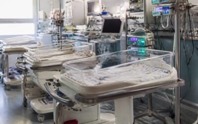 Marie Curie cere reducerea cu 5 paturi la ATI nou născuți după plecarea a 7 asistente