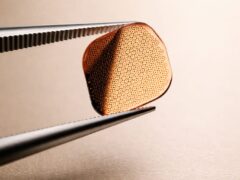 Retina artificială PRIMA intră pe piața europeană și promite restabilirea parțială a vederii