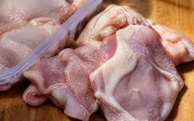 Studiu Oxford: Carnea de pui este sursa a până la 80% dintre infecțiile cu Campylobacter
